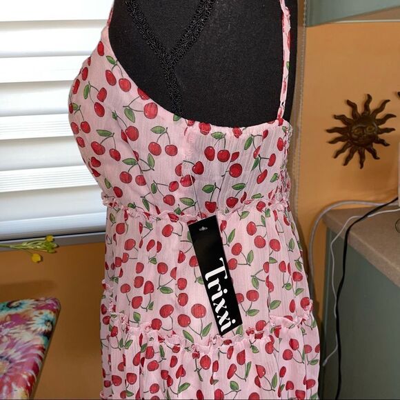 🆕 Trixxi 🍒Cherry Tiered Summer dress with Adjustable spaghetti straps sz M - Picture 9 of 11